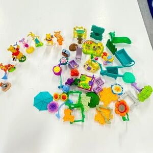 Disney Winnie the Pooh Toy Lot | Figures & Playset Accessories | Kids Vintage